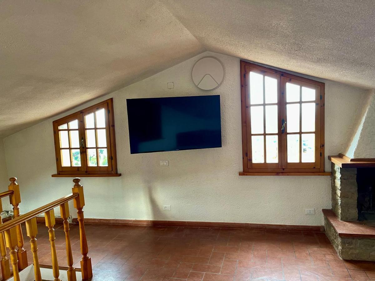 Le Vecchie Cantine Chianni Εξωτερικό φωτογραφία